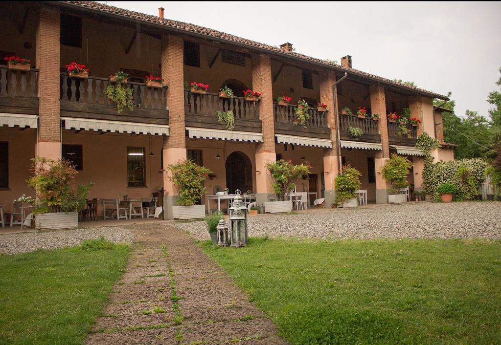 Agriturismo Cascina Magana Burago di Molgora Exterior photo